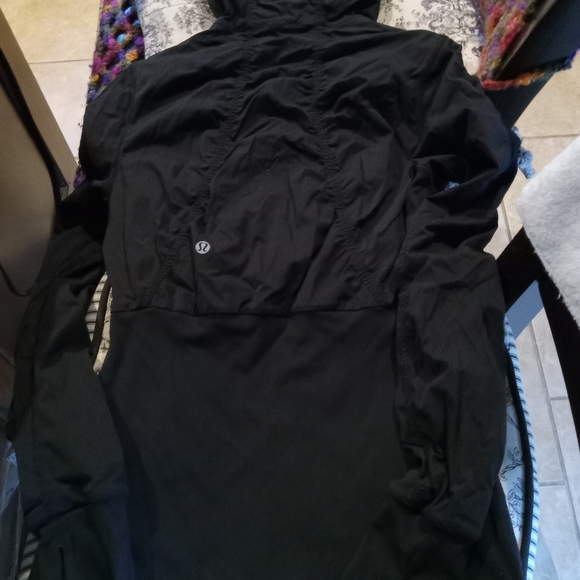 Jacket - Picture 2 of 6